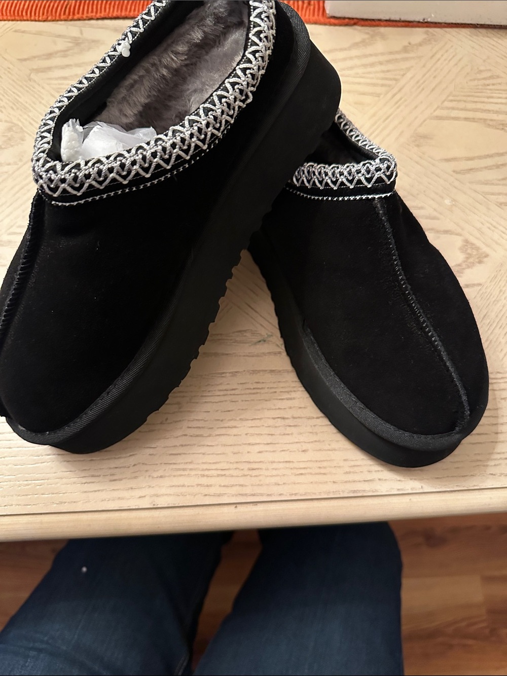 Black Slip-On Moccasin Slippers with White Trim - Picture 5 of 5